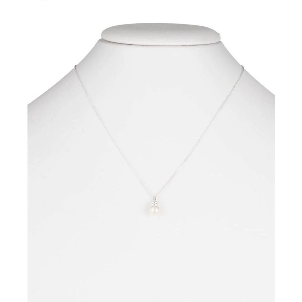 商品Ralph Lauren|Freshwater Pearl (7-1/2mm) Pendant Necklace in Sterling Silver, 15" + 3" extender,价格¥957,第2张图片详细描述