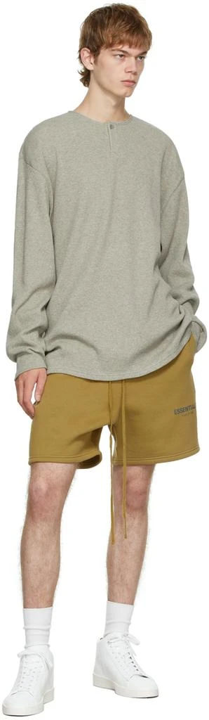 商品Essentials|Khaki Fleece Shorts,价格¥270,第4张图片详细描述