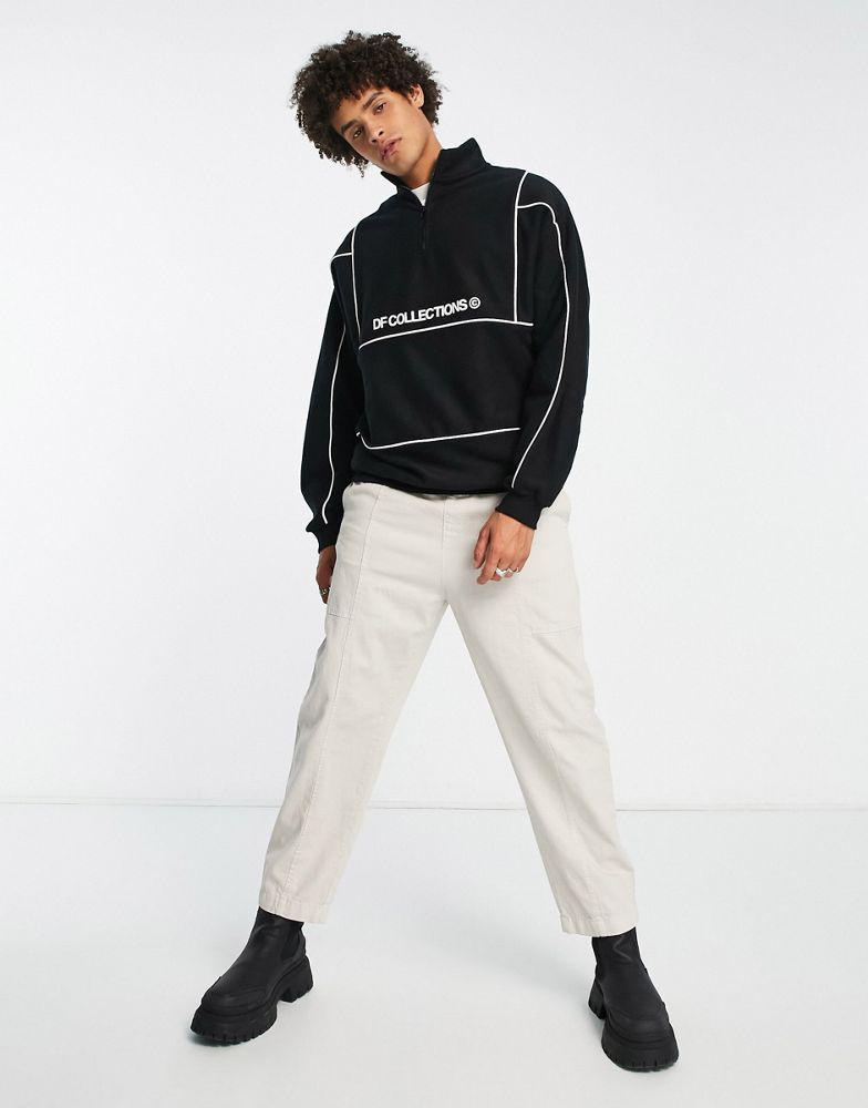 ASOS Dark Future oversized quarter zip sweatshirt in polar fleece with logo and contrast piping in black商品第4张图片规格展示
