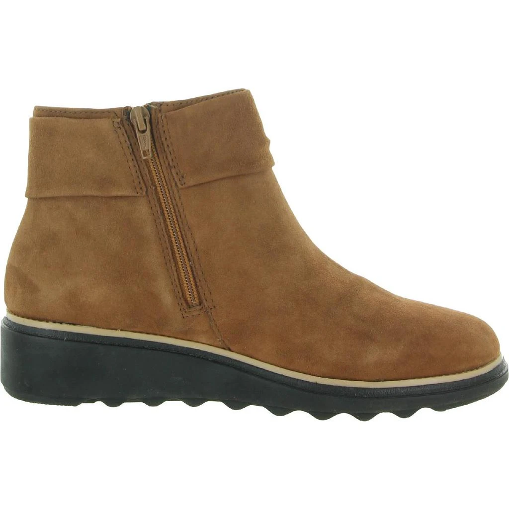 商品Clarks|Clarks Cloudsteppers Women's Sharon Salon Suede Wedge Ankle Booties,价格¥642,第4张图片详细描述