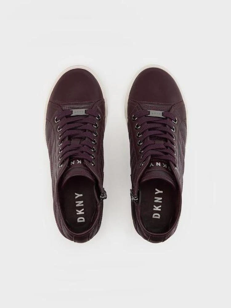 商品DKNY|Cindy Quilted Nappa Wedge Sneaker,价格¥750,第3张图片详细描述