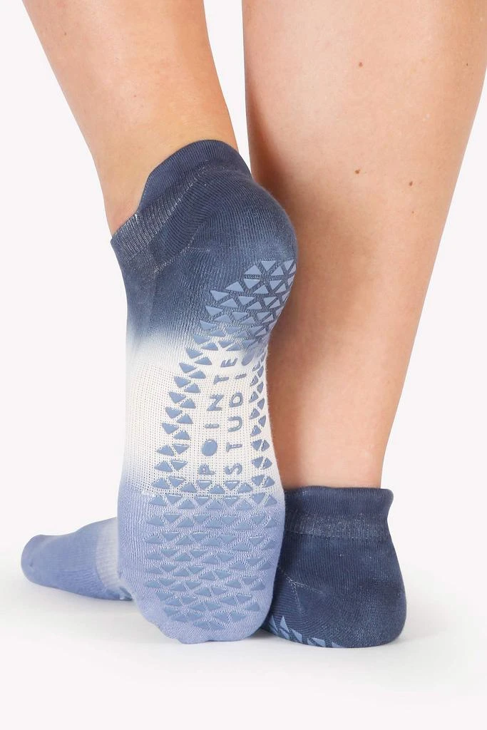 商品Pointe Studio|Wyatt Grip Sock - Dawn,价格¥136,第2张图片详细描述