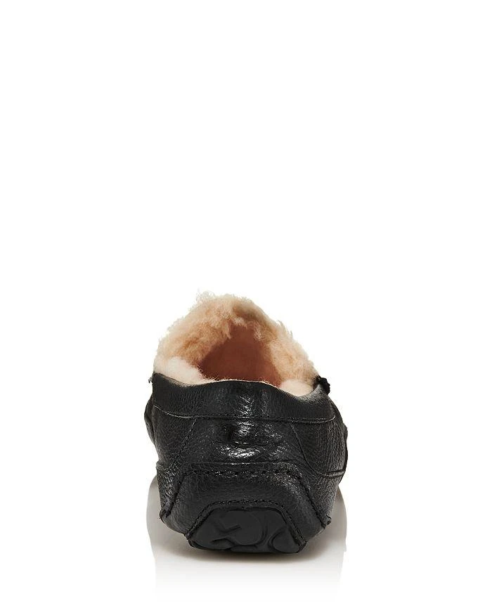 商品UGG|Men's Ascot Leather Slippers,价格¥904,第2张图片详细描述