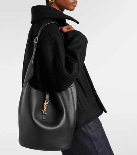 商品Yves Saint Laurent|Le 5 à 7皮革水桶包,价格¥28795,第2张图片详细描述