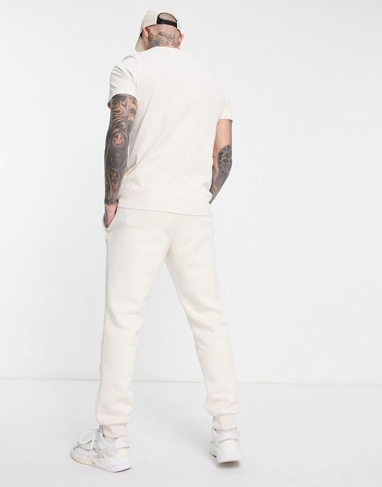 adidas Originals trefoil essentials joggers in white商品第4张图片规格展示