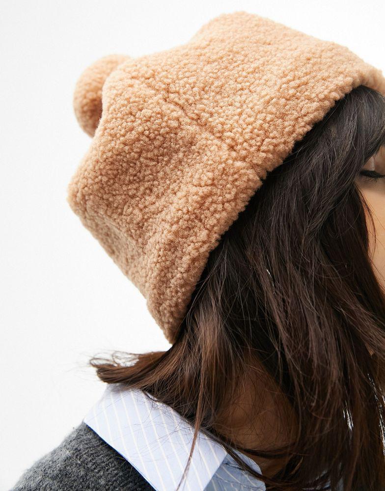 商品Topshop|Topshop borg beanie with pom in camel,价格¥141,第4张图片详细描述