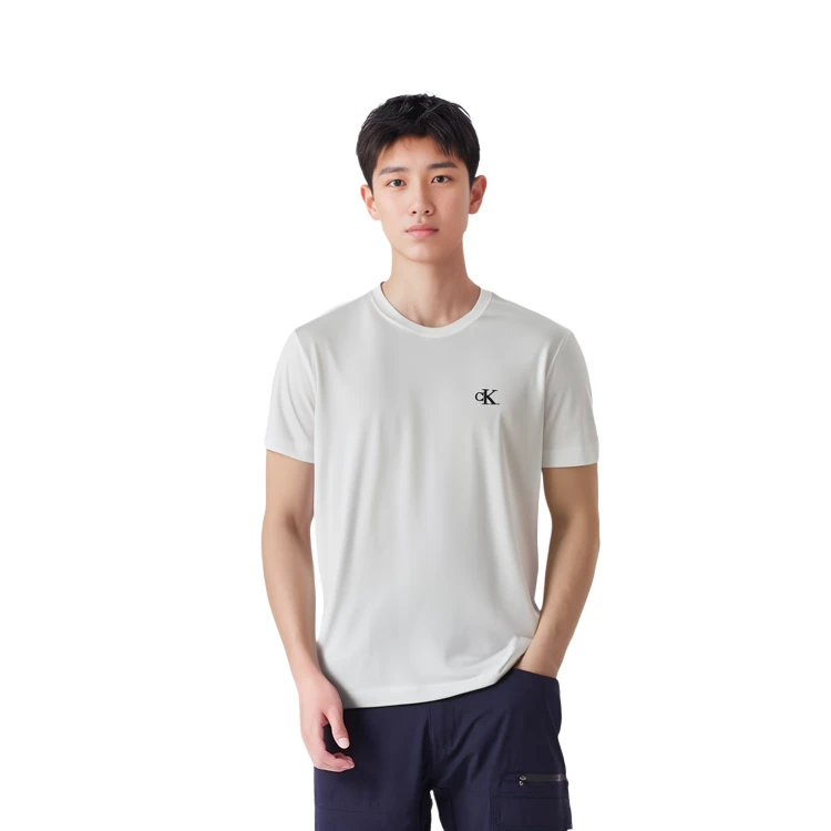 商品[国内直发] Calvin Klein|CALVIN KLEIN CK/ 纯色休闲短袖T恤 男款 白色,价格¥319,第6张图片详细描述