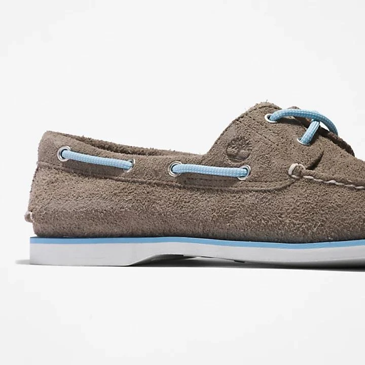 Timberland® 2-Eye Classic Boat Shoe for Men in Medium Grey 商品