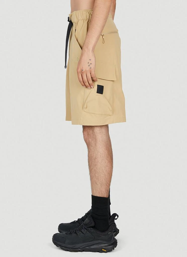 商品The North Face|The North Face Logo Embroidered Cargo Shorts,价格¥904,第3张图片详细描述