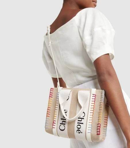 商品Chloé|Woody Small embroidered canvas tote,价格¥10424,第2张图片详细描述