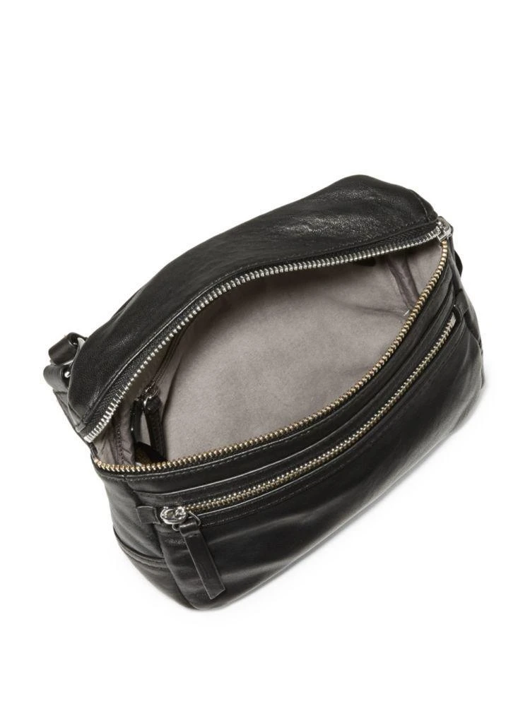 商品Vince Camuto|Leather Zip Fanny Pack,价格¥399,第2张图片详细描述