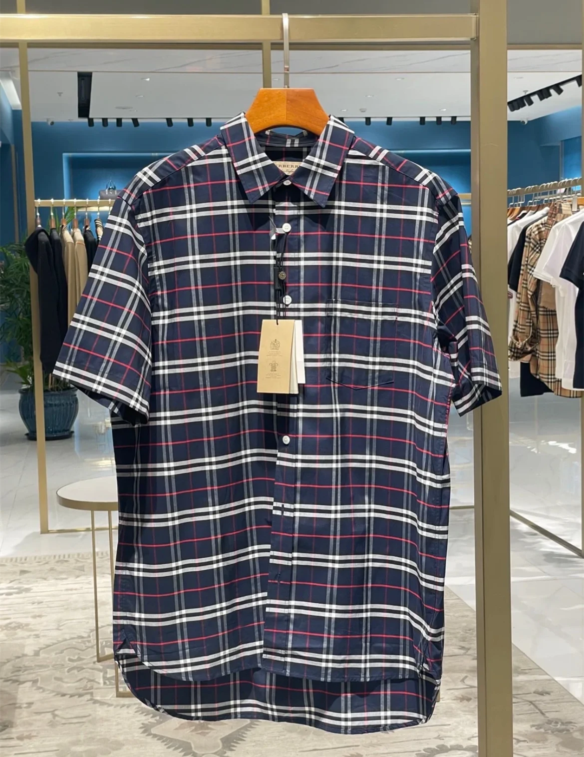 BURBERRY/博柏利 男士海军蓝棉质红条中格纹白扣短袖衬衫80071821 商品