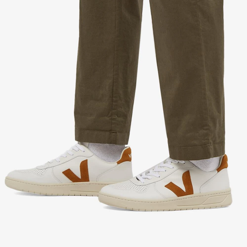 商品Veja|Veja V-10 Leather Basketball Sneaker,价格¥762,第5张图片详细描述