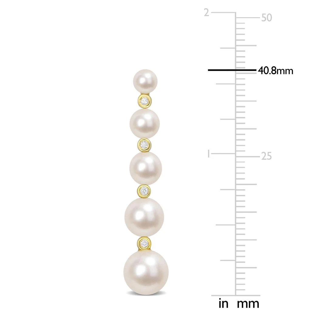 商品Mimi & Max|Freshwater Cultured Pearl and 1/4 CT TGW White Topaz Graduated Dangle Earrings in Yellow Plated Sterling Silver,价格¥865,第2张图片详细描述