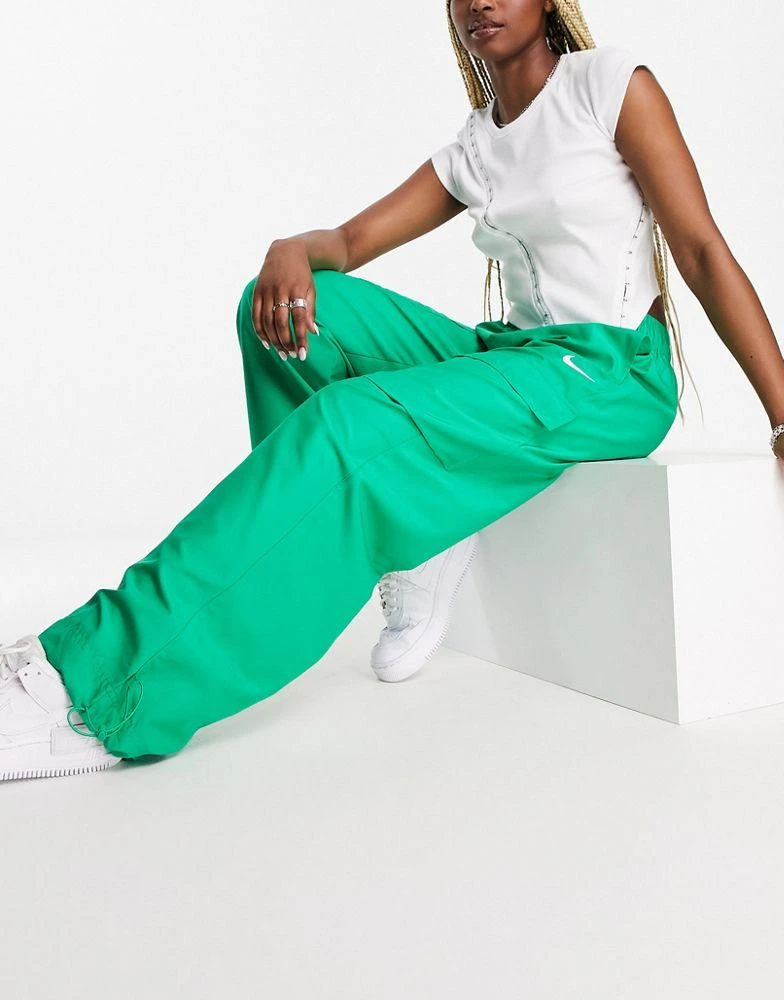 商品NIKE|Nike trend woven cargo trousers in stadium green,价格¥498,第4张图片详细描述