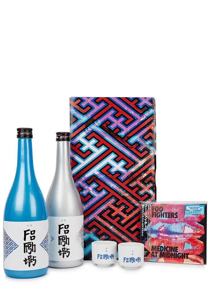 商品Tatenokawa|Foo Fighters Junmai Daiginjo Sake Duo Gift Box 2 x 720ml,价格¥1765,第1张图片