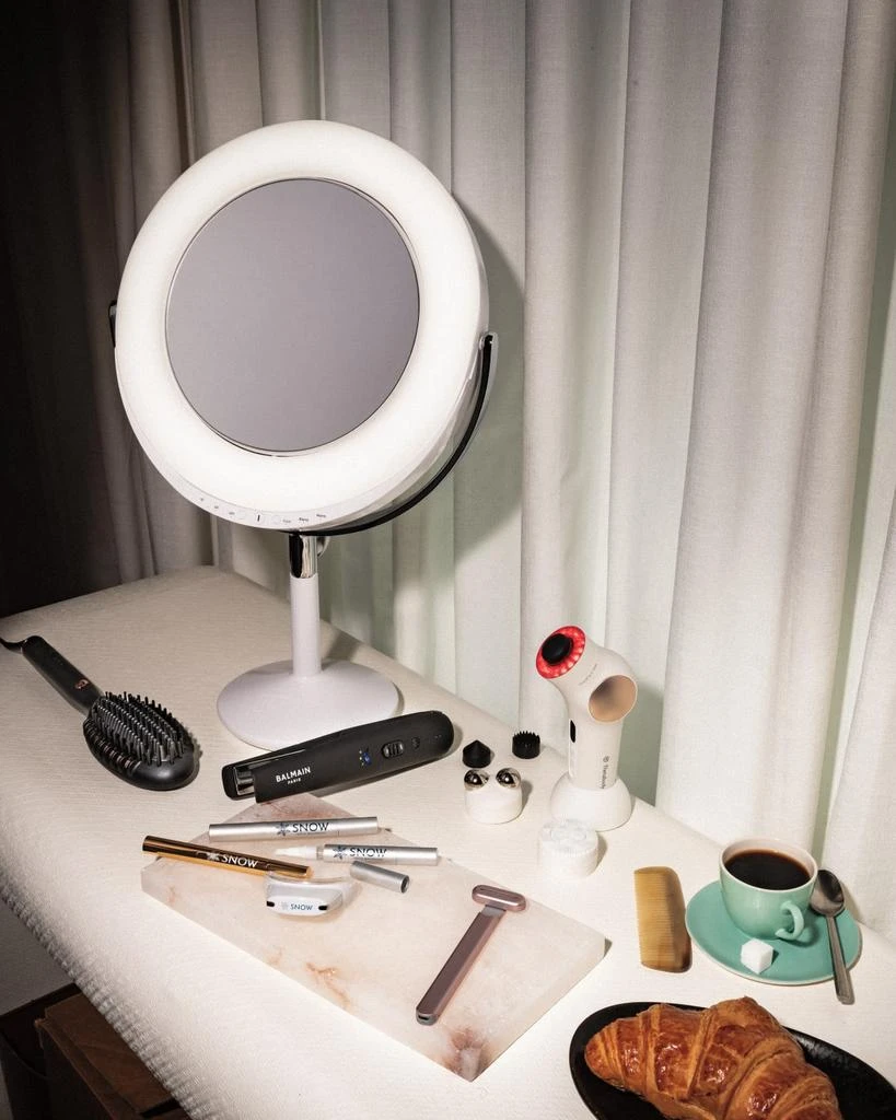 商品Ilios|Beauty Ring Makeup Mirror & Ring Light,价格¥2013,第2张图片详细描述