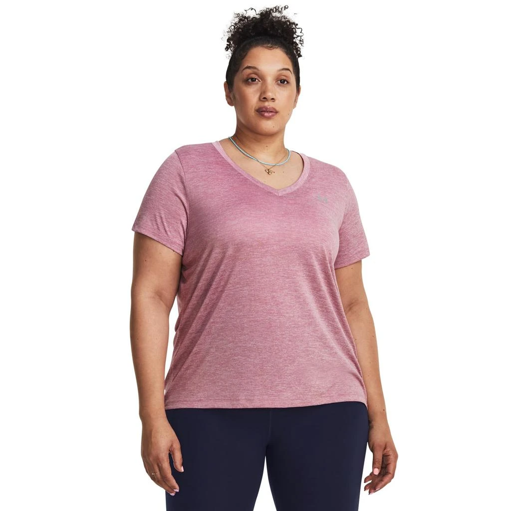 商品Under Armour|Plus Size Tech Solid Short Sleeve V-Neck,价格¥186,第1张图片