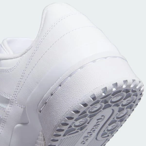 Forum Low Trainers 商品