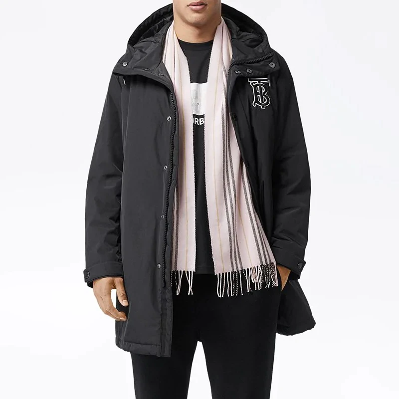 Burberry 男士粉色流苏围巾  8019207 商品