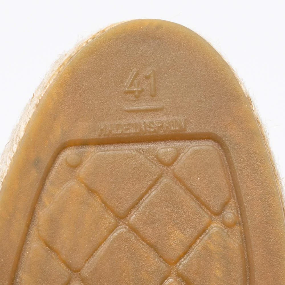 Chanel Light Grey Nubuck Leather Camellia Flower Espadrille Flats Size 41 商品