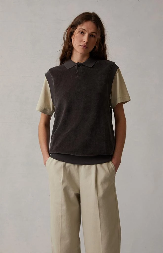 商品Essentials|Women's Iron Velour Sleeveless Sweatshirt,价格¥286,第2张图片详细描述