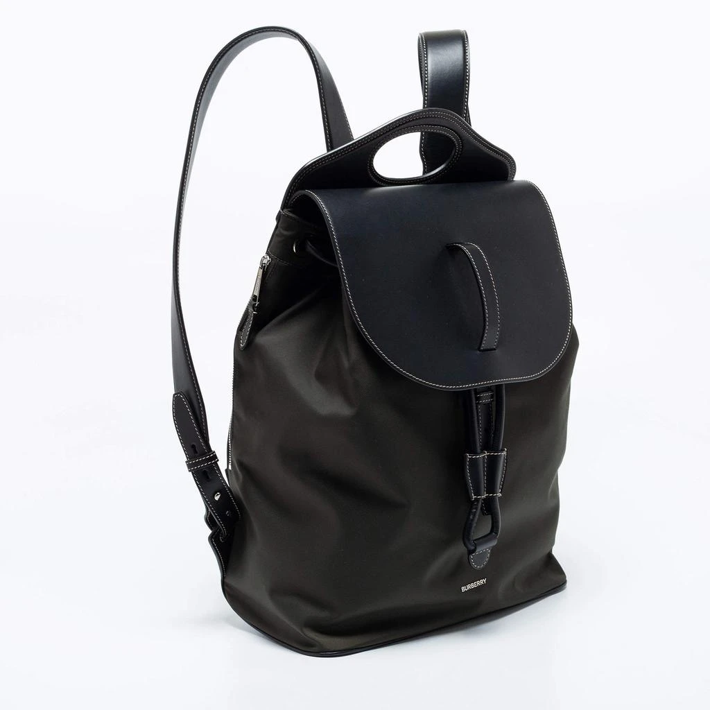 商品Burberry|Burberry Black/Green Leather and Nylon Pocket Backpack,价格¥6562,第3张图片详细描述