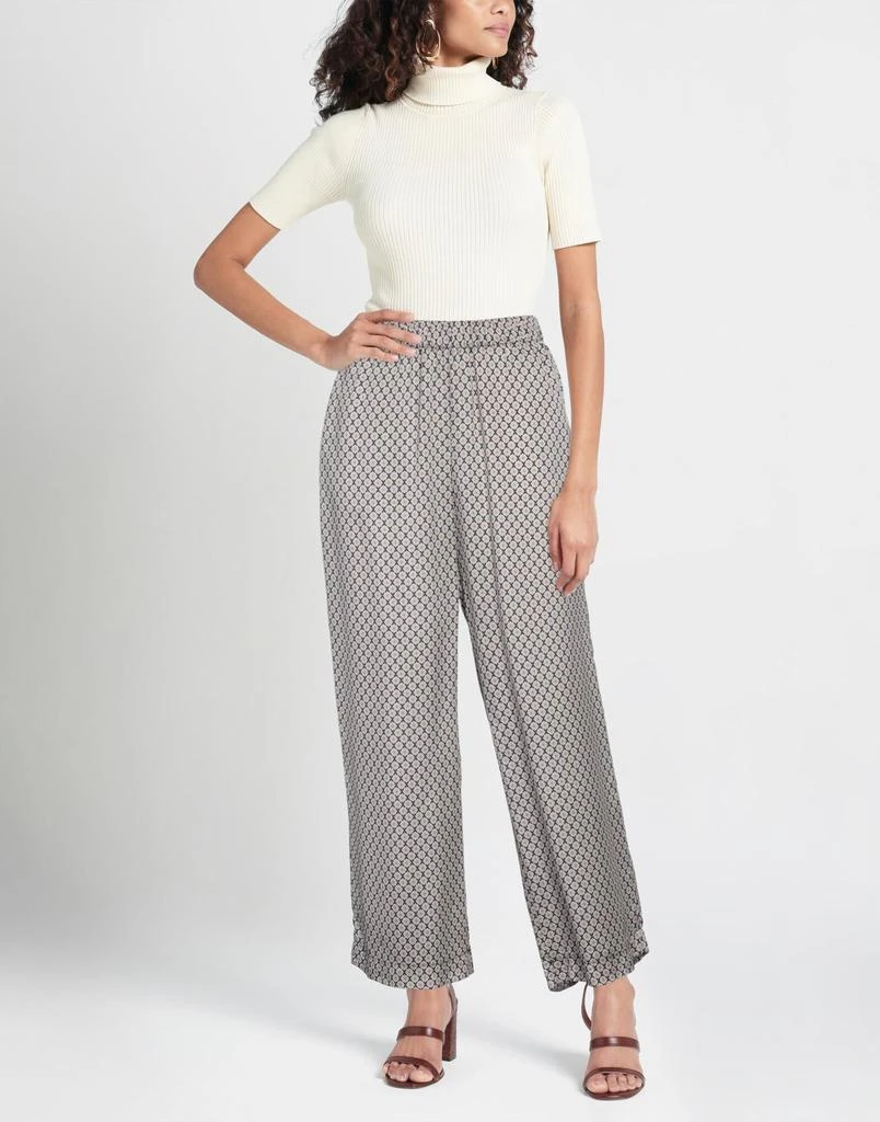 商品Peserico|Casual pants,价格¥723,第2张图片详细描述