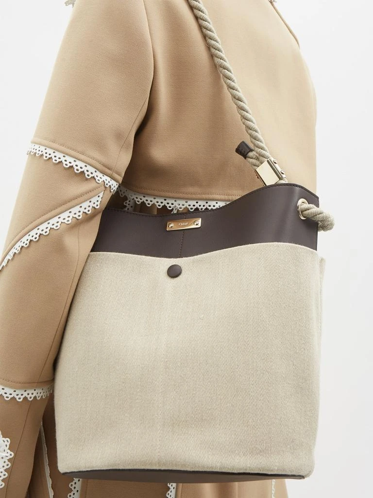 商品Chloé|Logo-plaque linen-twill and leather bucket bag,价格¥6545,第3张图片详细描述