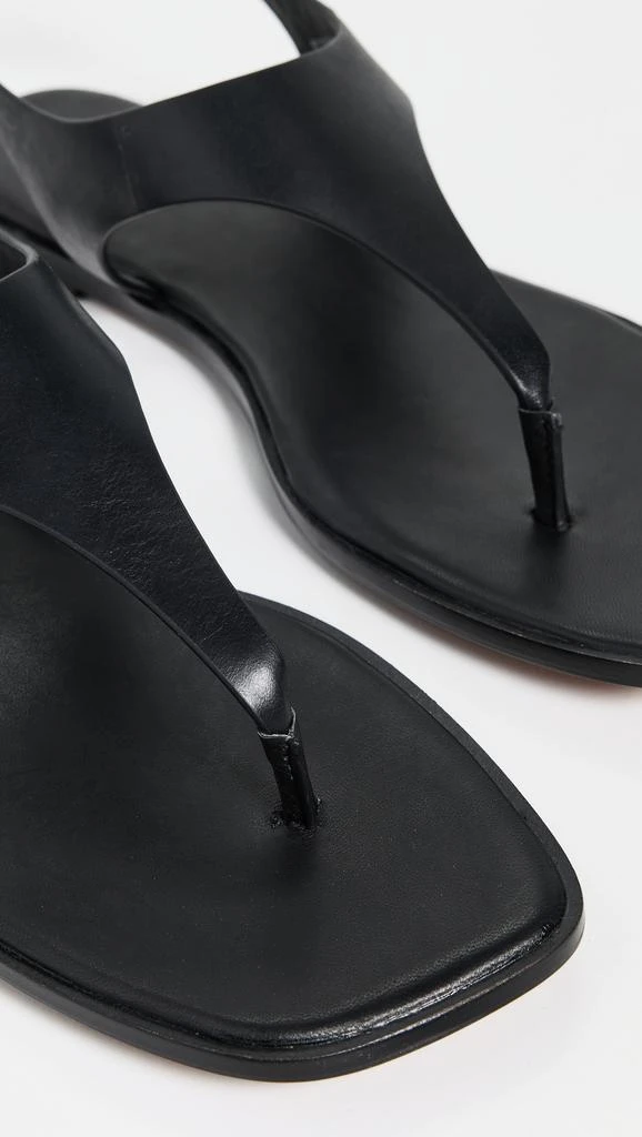 商品Madewell|Piaule Thong Ankle Strap Sandals,价格¥657,第3张图片详细描述