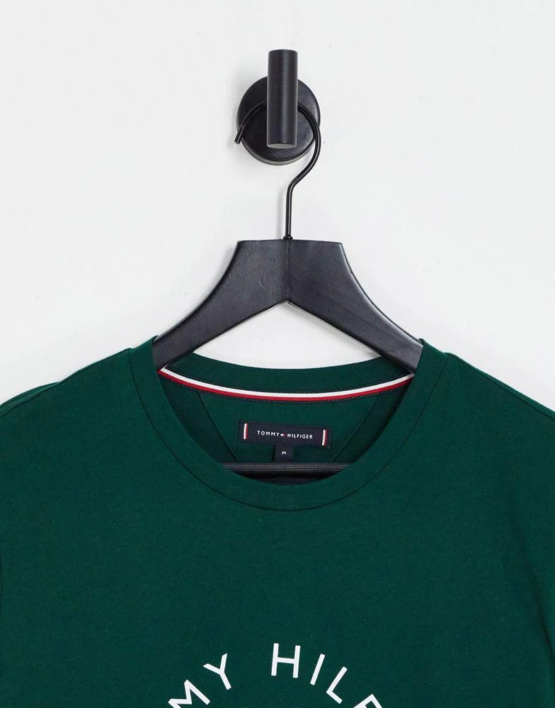 商品Tommy Hilfiger|Tommy Hilfiger flag arch logo cotton t-shirt in dark green,价格¥383,第3张图片详细描述