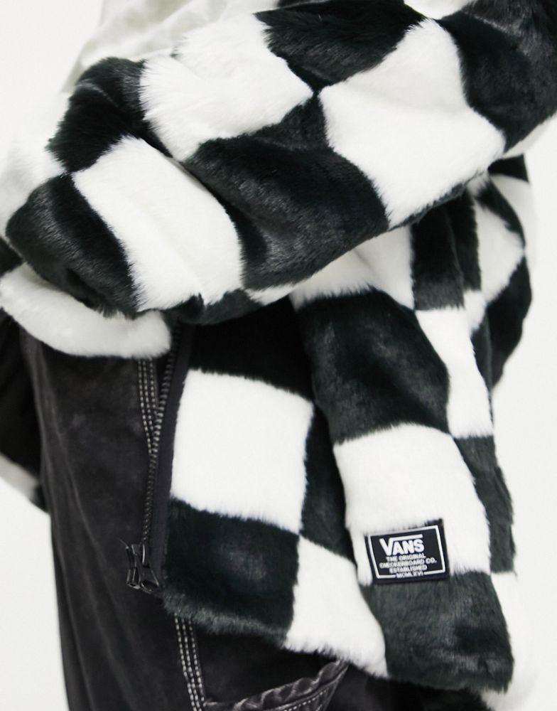 Vans Natalie funnel neck puffer jacket in black/white checkerboard商品第3张图片规格展示