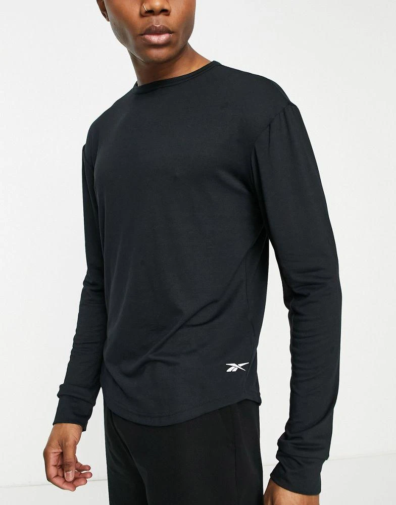 商品Reebok|Reebok Training Dreamblend long sleeve t-shirt in black,价格¥335,第1张图片