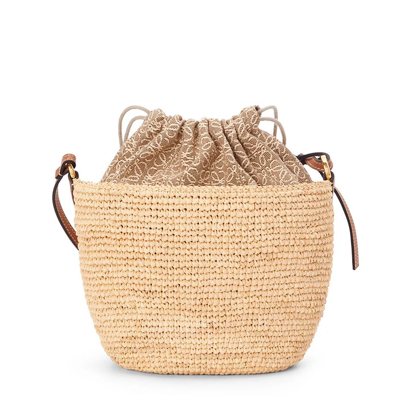商品Loewe|【预售3-7天】罗意威 Basket系列 女士自然色拉菲草编织牛皮革肩带织物抽绳小袋单肩斜挎包A689C70X08-2435,价格¥5490,第4张图片详细描述