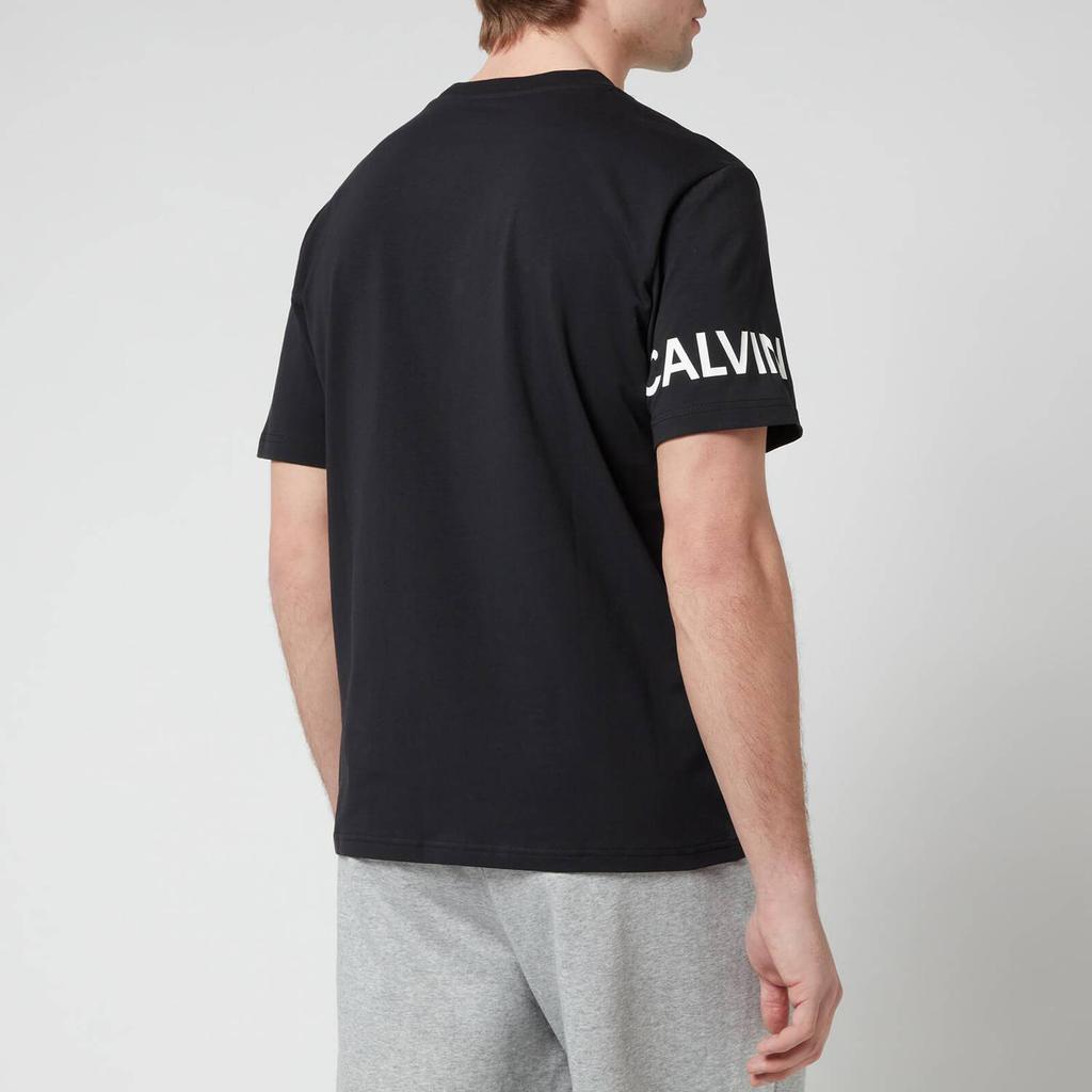Calvin Klein Performance Men's Sleeve Logo T-Shirt - Black商品第2张图片规格展示