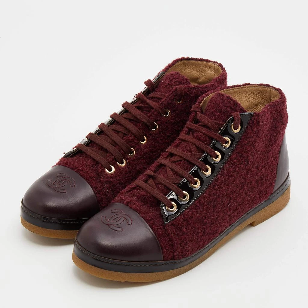 商品[二手商品] Chanel|Chanel Burgundy Tweed And Leather CC Cap Toe Ankle Boots Size 37.5,价格¥4949,第2张图片详细描述
