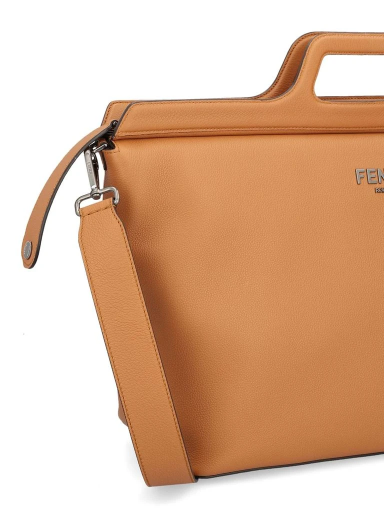 商品Fendi|Fendi Zip-Up Large Tote Bag,价格¥14482,第4张图片详细描述