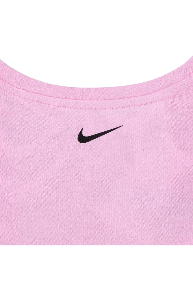 Kids' Swoosh Graphic T-Shirt & Skort Set 商品