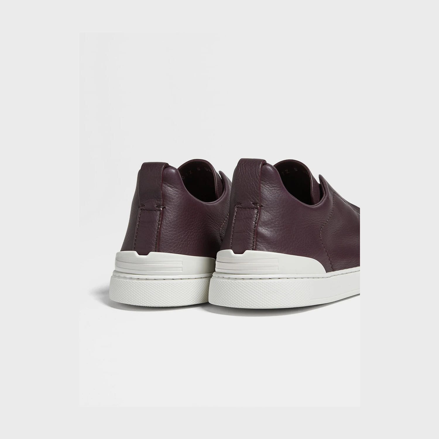 【预售】 杰尼亚 25春夏 男士 休闲运动鞋 Dark Purple Triple Stitch™ SECONDSKIN Sneakers LHOTA-S5207Z-SBU 商品