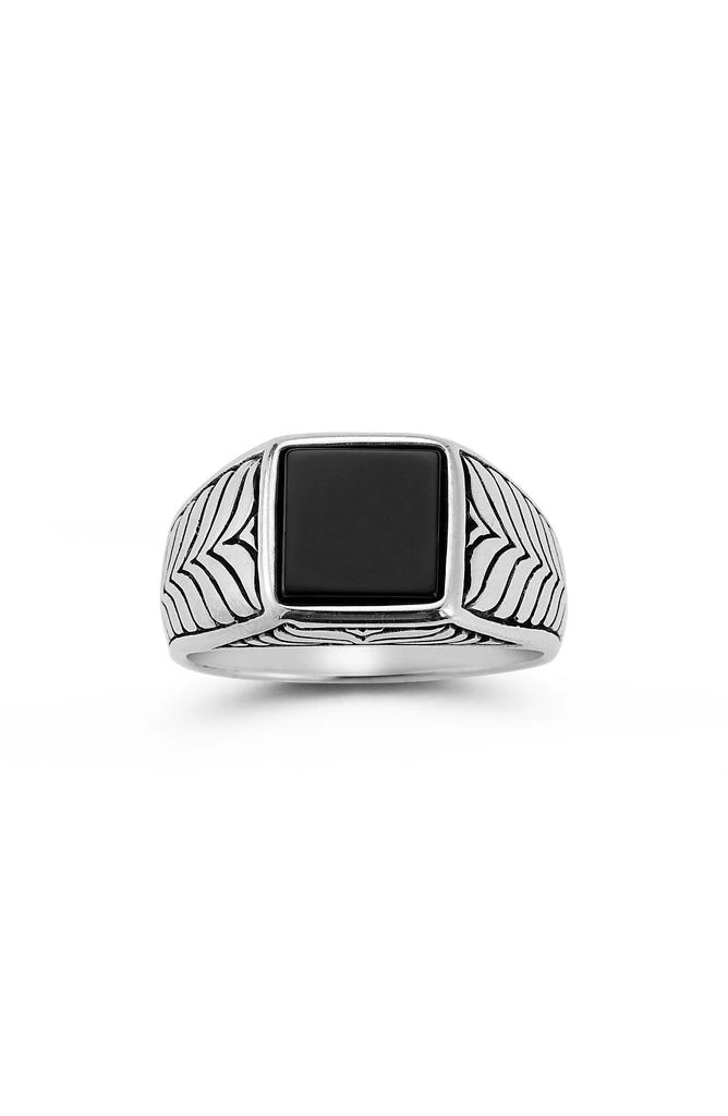 商品Yield of Men|Sterling Silver Onyx Signet Ring,价格¥413,第2张图片详细描述