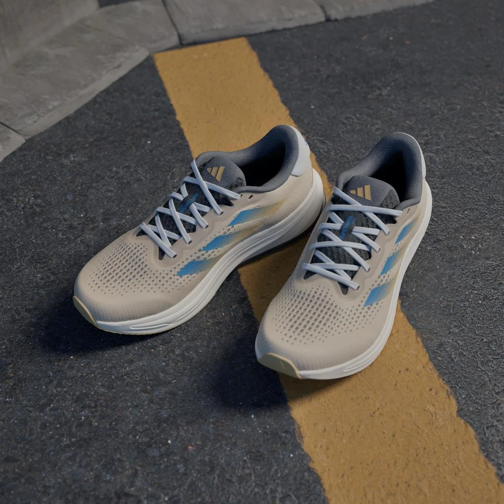 商品Adidas|Supernova Rise Move for the Planet Shoes,价格¥678,第3张图片详细描述