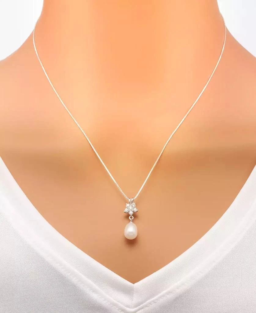 商品Macy's|Cultured Freshwater Pearl (7 x 9mm) & Cubic Zirconia Pendant Necklace & Drop Earrings Set in Sterling Silver, Created for Macy's,价格¥743,第2张图片详细描述