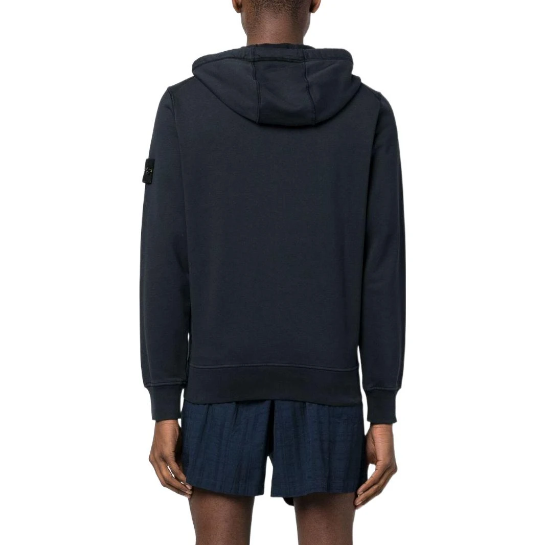 商品[国内直发] Stone Island|石头岛 SS23 纯色Logo微标连帽开衫卫衣 男款 海军蓝色,价格¥3997,第5张图片详细描述