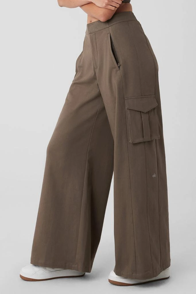 商品Alo|Show Off Cargo Wide Leg Trouser - Olive Tree,价格¥724,第3张图片详细描述