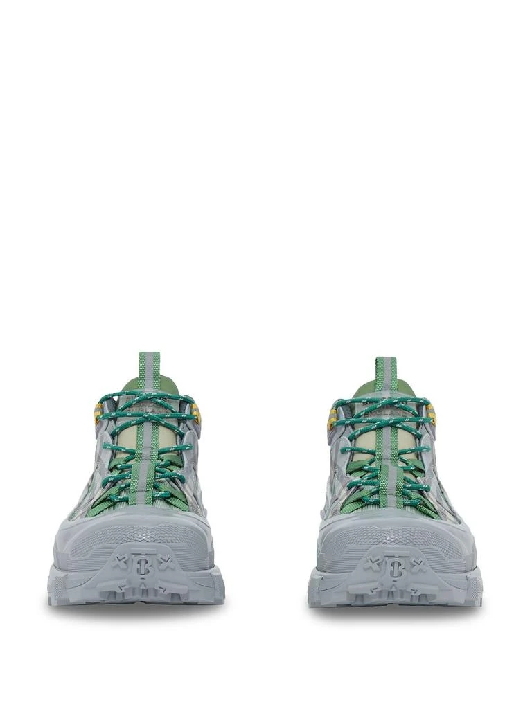 商品Burberry|Runway Arthur Low Top Sneaker,价格¥6445,第4张图片详细描述