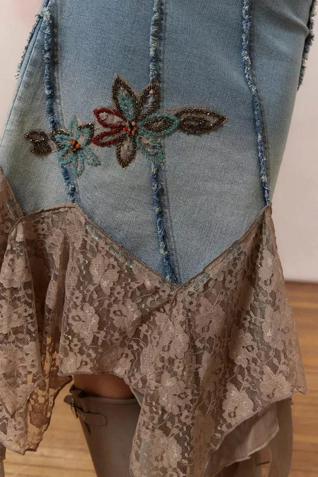 商品Kimchi Blue|Kimchi Blue Talia Denim & Lace Midi Skirt,价格¥894,第2张图片详细描述