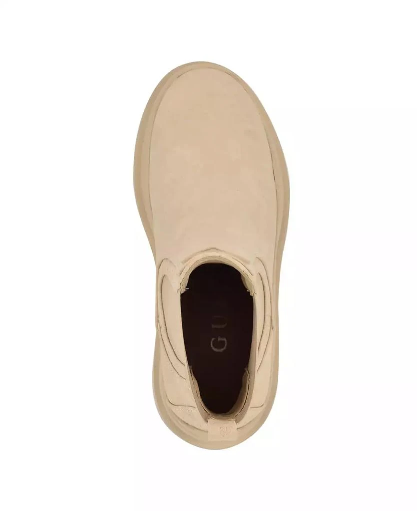 商品GUESS|Women's Yesses Triple Triangle Lug Sole Gore Chelsea Boots,价格¥297,第4张图片详细描述