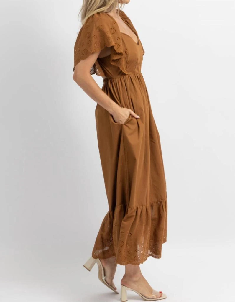 商品Fore|Eyelet And Ruffle Pocket Maxi Dress In Cocoa,价格¥310,第5张图片详细描述