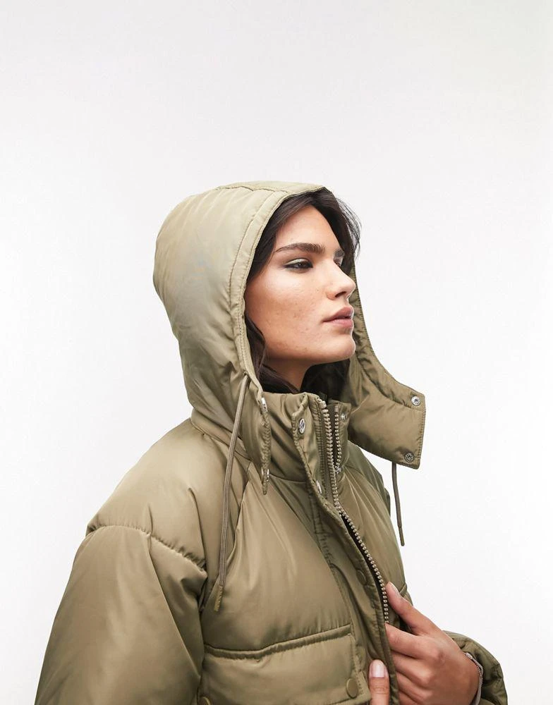 商品Topshop|Topshop cropped hooded puffer jacket in khaki,价格¥329,第3张图片详细描述