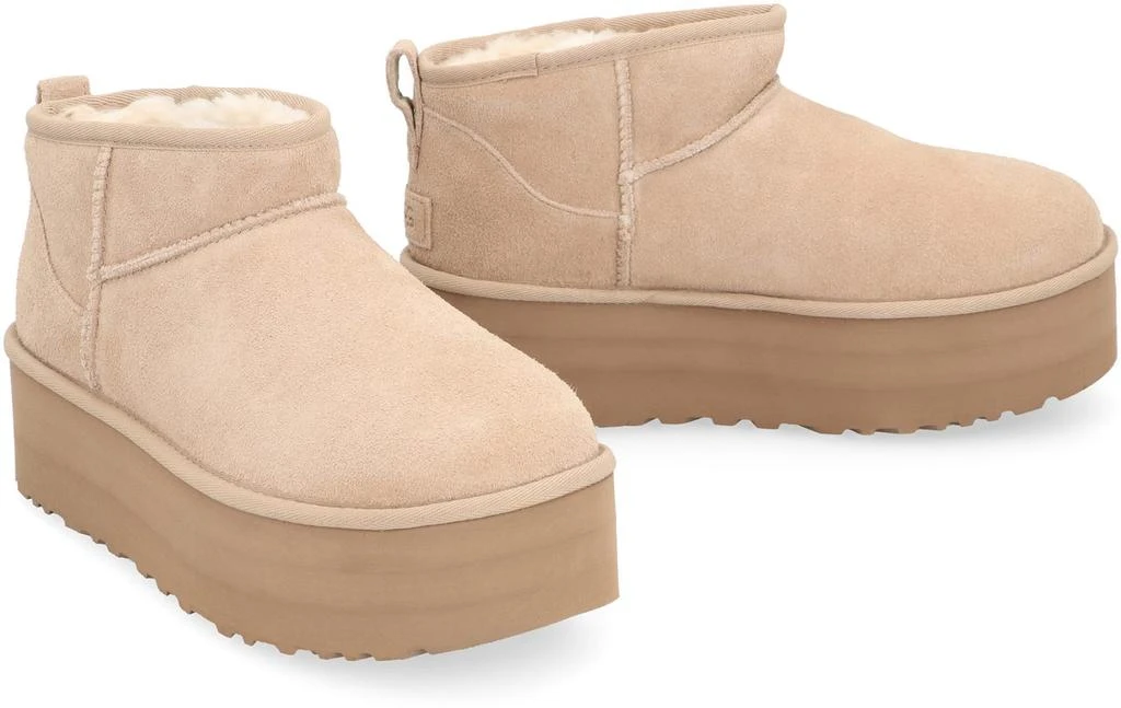 商品UGG|Classic Ultra Mini Boots,价格¥1627,第3张图片详细描述